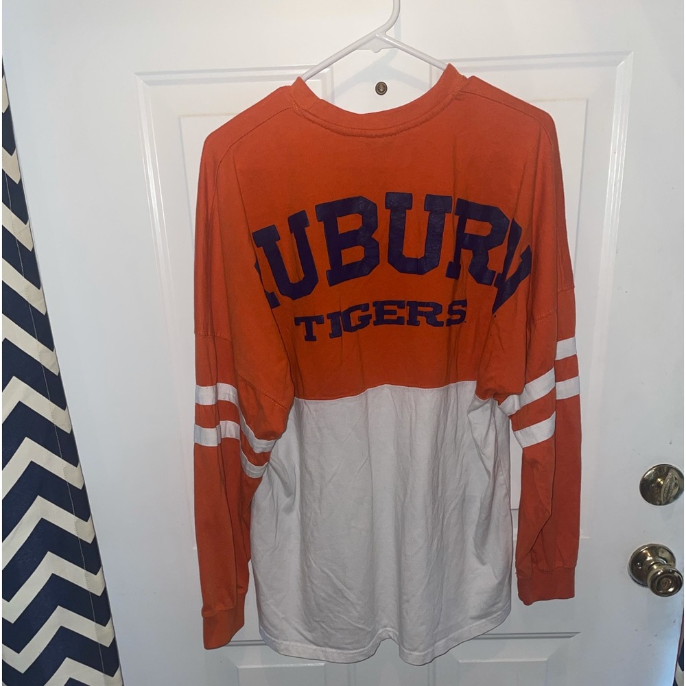 Auburn University medium long sleeve tee worn